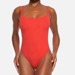 Skims Fits Everybody Square-Neck Bodysuit in Poppy size S
